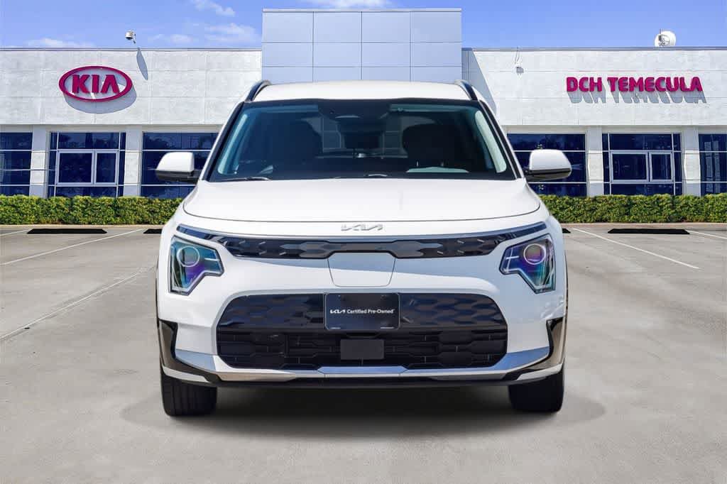 Certified 2024 Kia Niro Wind FWD image 2