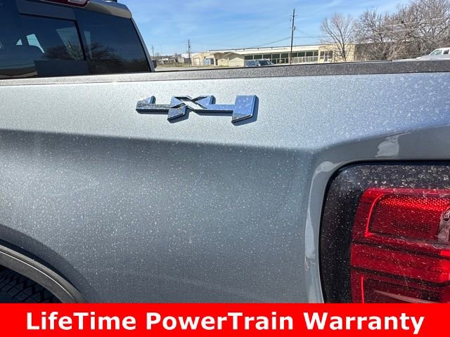 New 2026 GMC Sierra 1500 SLT image 8