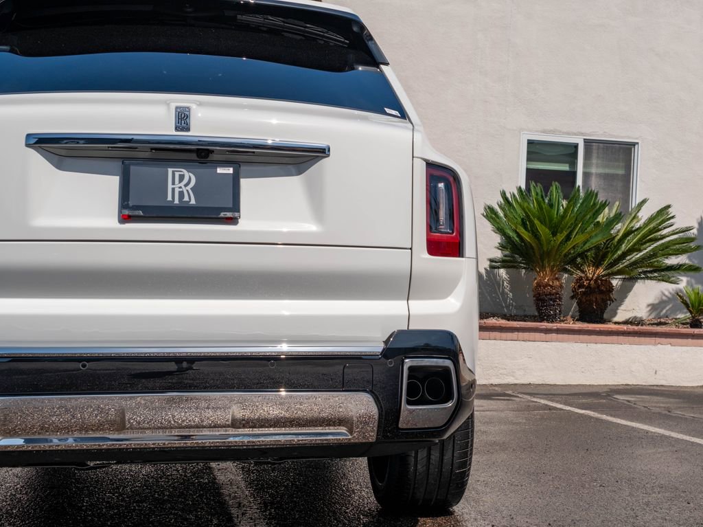 New 2026 Rolls-Royce Cullinan image 48