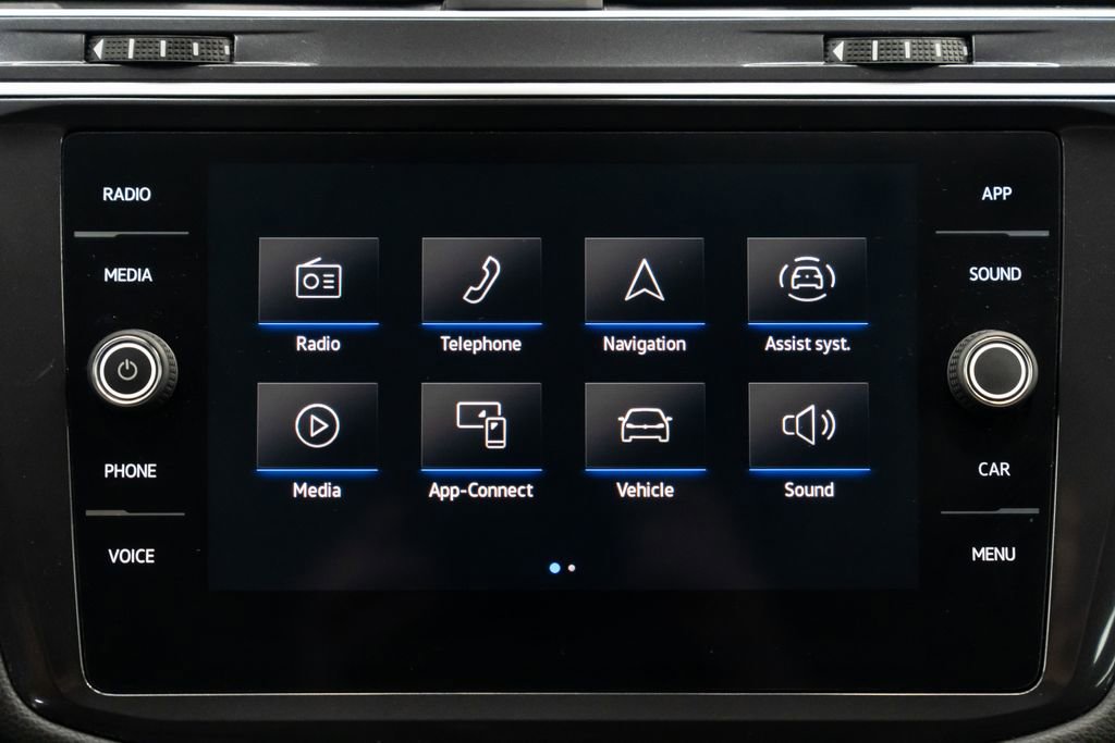 Used 2024 Volkswagen Tiguan SE image 13