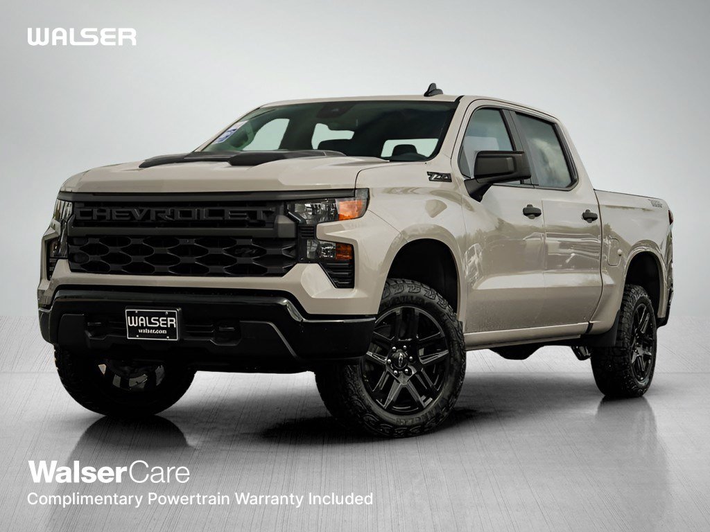 New 2026 Chevrolet Silverado 1500 Custom Trail Boss w/ Dark Appearance Package