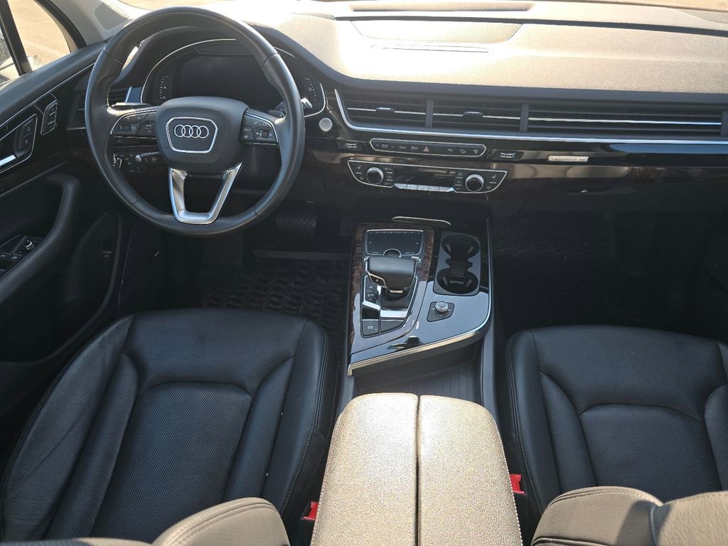 Used 2017 Audi Q7 3.0T Prestige image 19