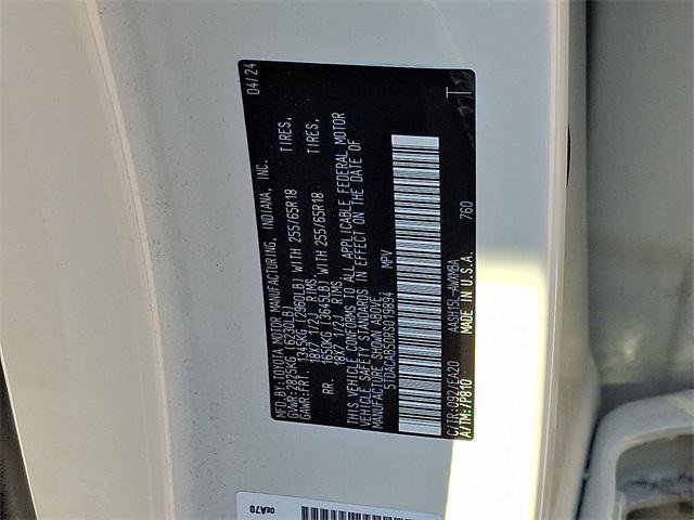 Certified 2024 Toyota Grand Highlander XLE image 24