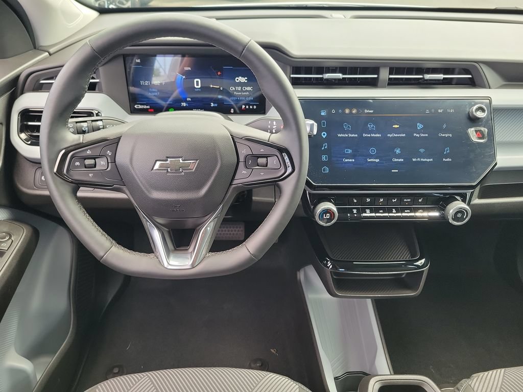 Used 2027 Chevrolet Bolt LT w/ Comfort Package FWD image 4