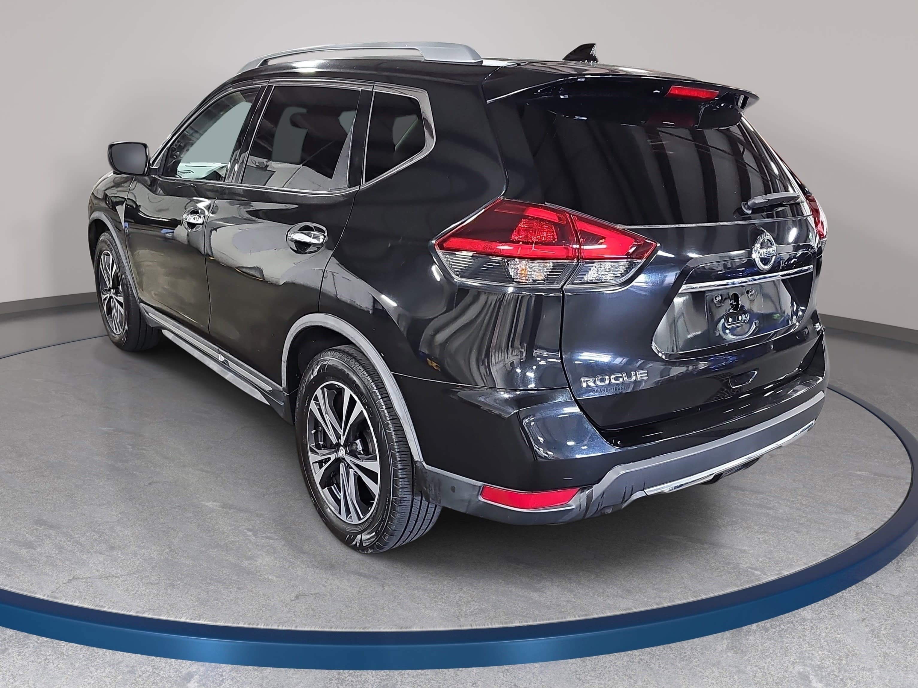 Used 2018 Nissan Rogue SL FWD image 7