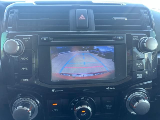 Used 2015 Toyota 4Runner Trail Premium w/ Four Season Floor Mat Package AWD/4WD image 20