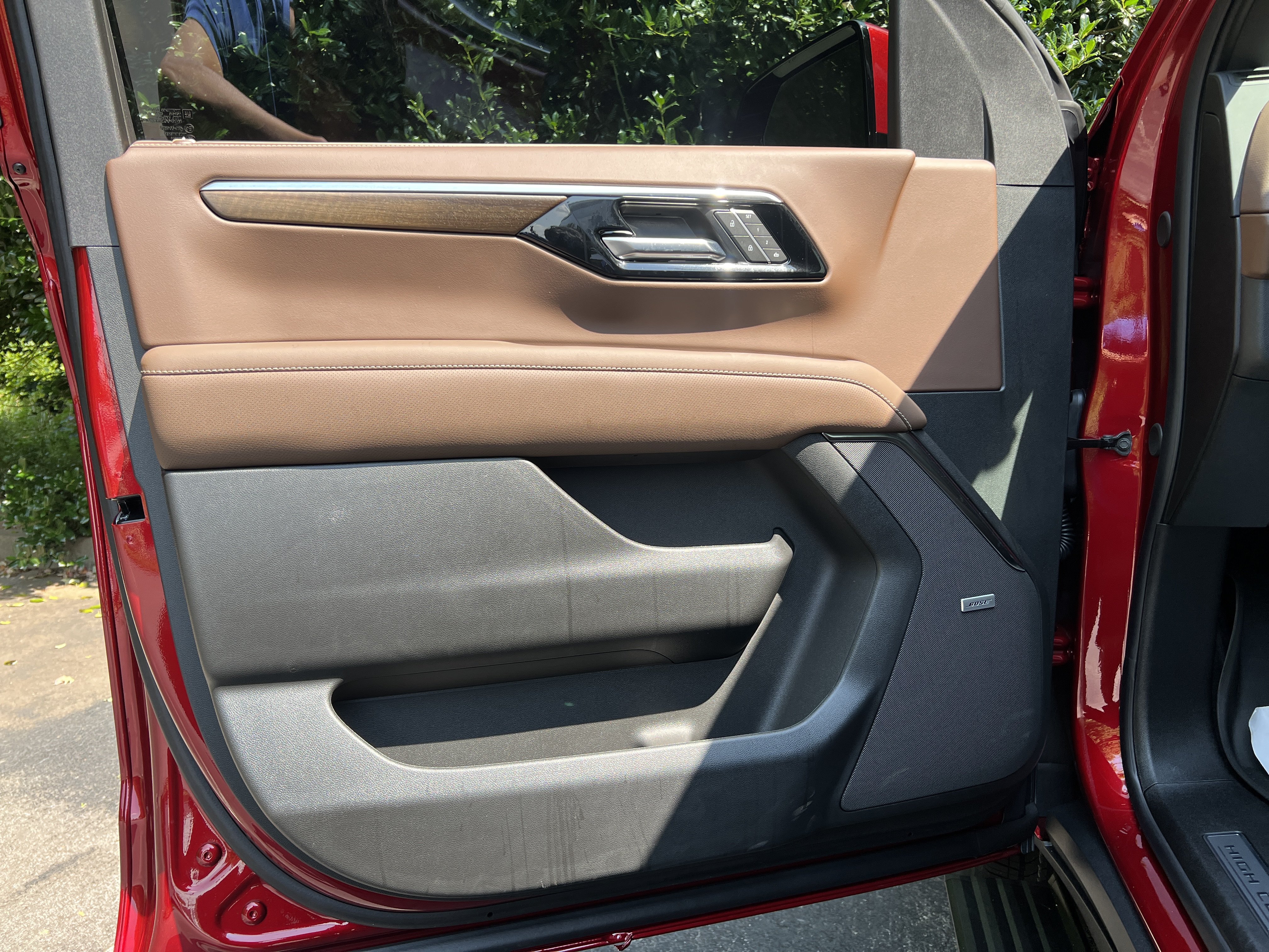 New 2026 Chevrolet Tahoe High Country AWD/4WD image 13