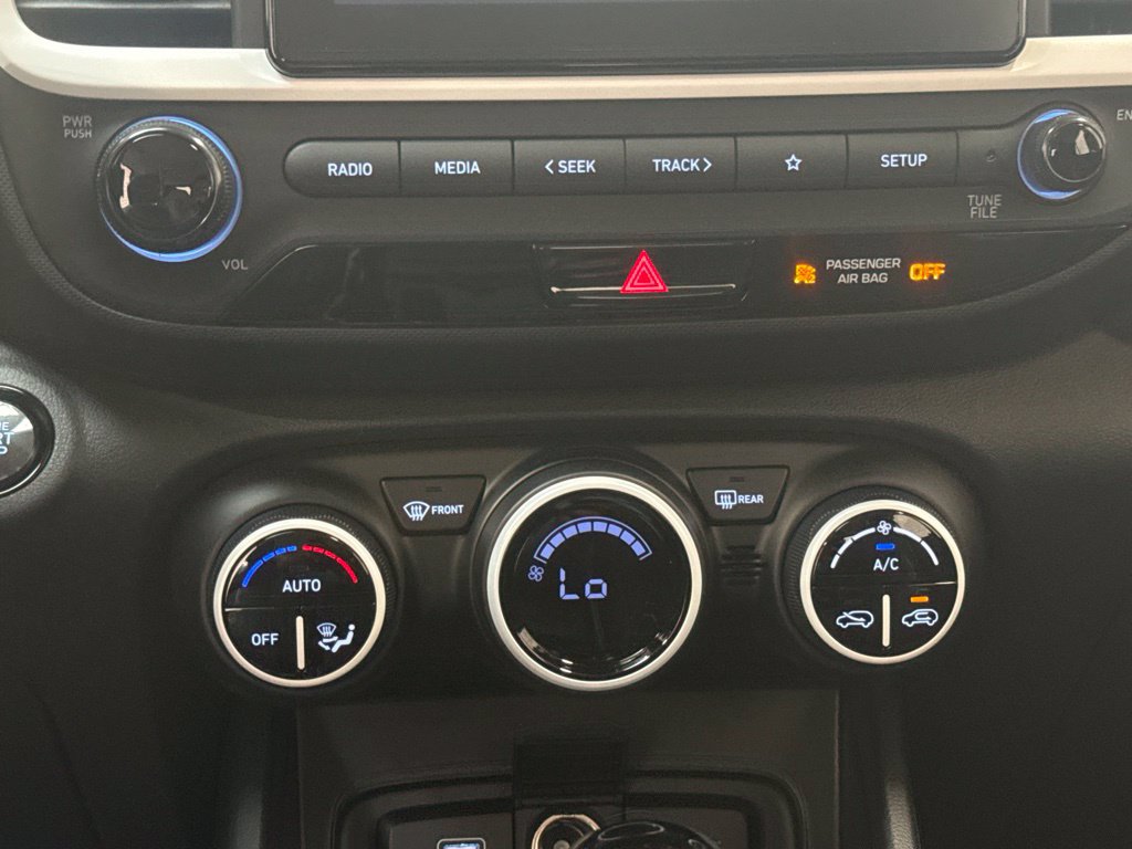 New 2026 Hyundai Venue SEL FWD image 16