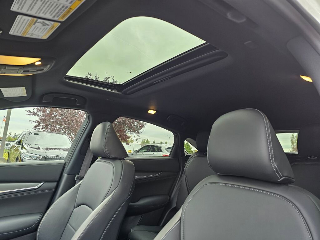 New 2025 INFINITI QX55 Essential image 22