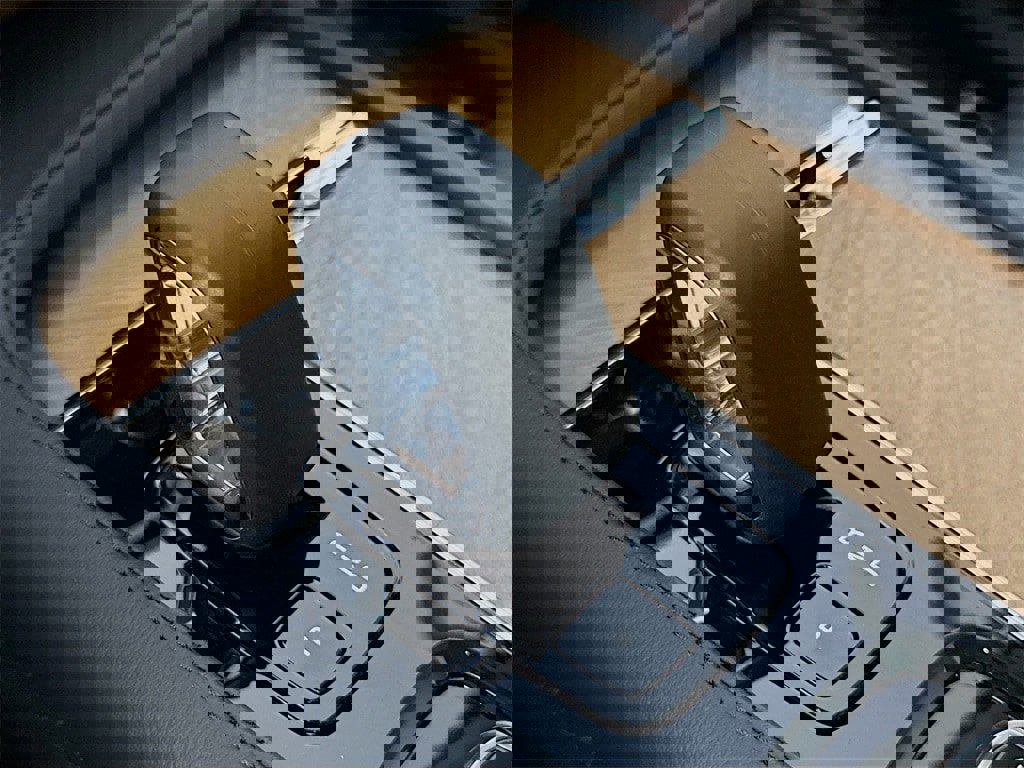 Certified 2025 Volvo XC90 B6 Core image 17