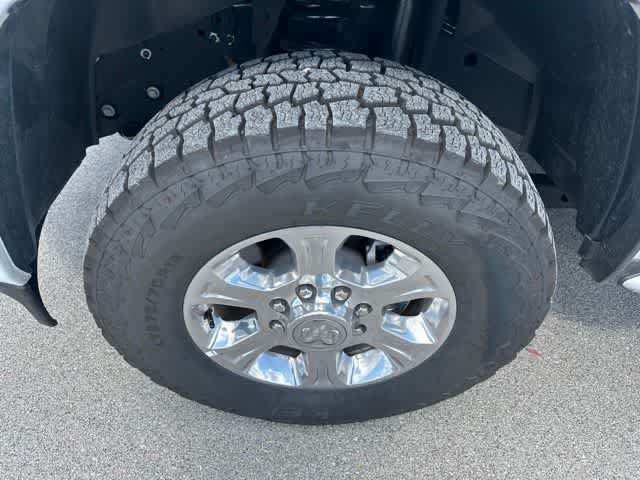 Used 2025 RAM 2500 Big Horn AWD/4WD image 3