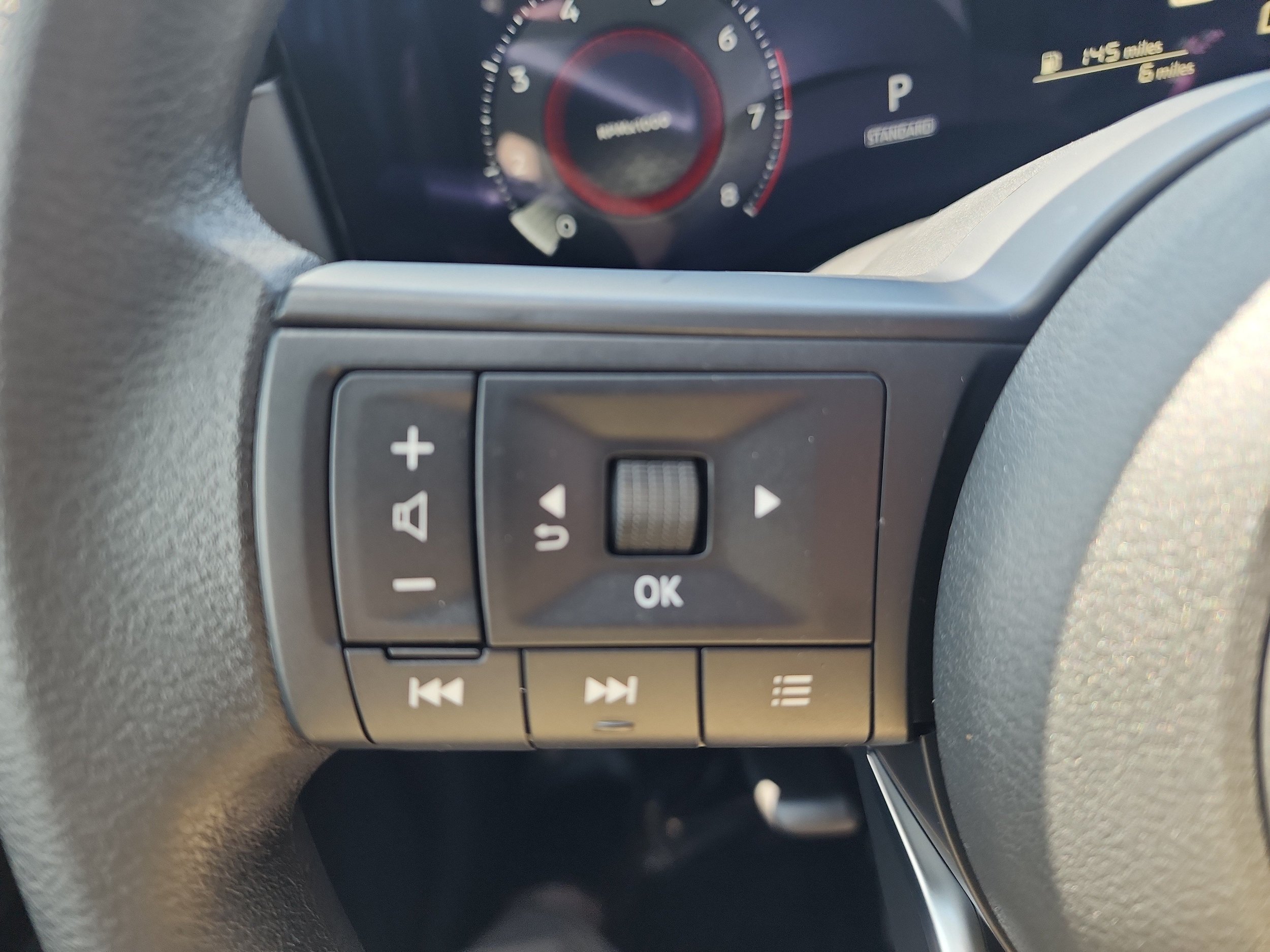 New 2026 Nissan Kicks SV AWD/4WD image 19