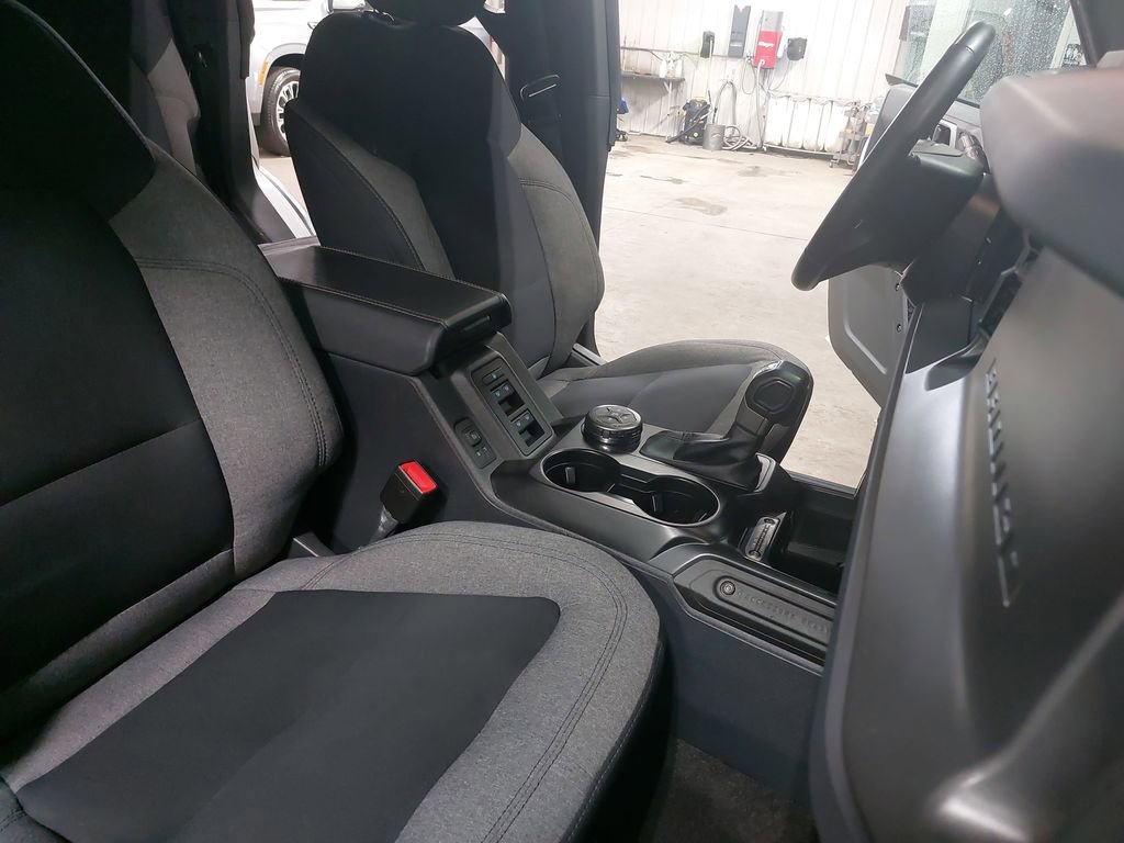 Used 2025 Ford Bronco Big Bend AWD/4WD image 10