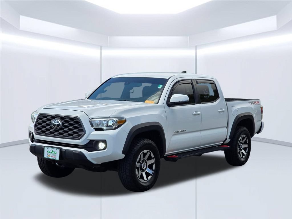 Used 2020 Toyota Tacoma TRD Off-Road w/ Technology Package AWD/4WD image 2