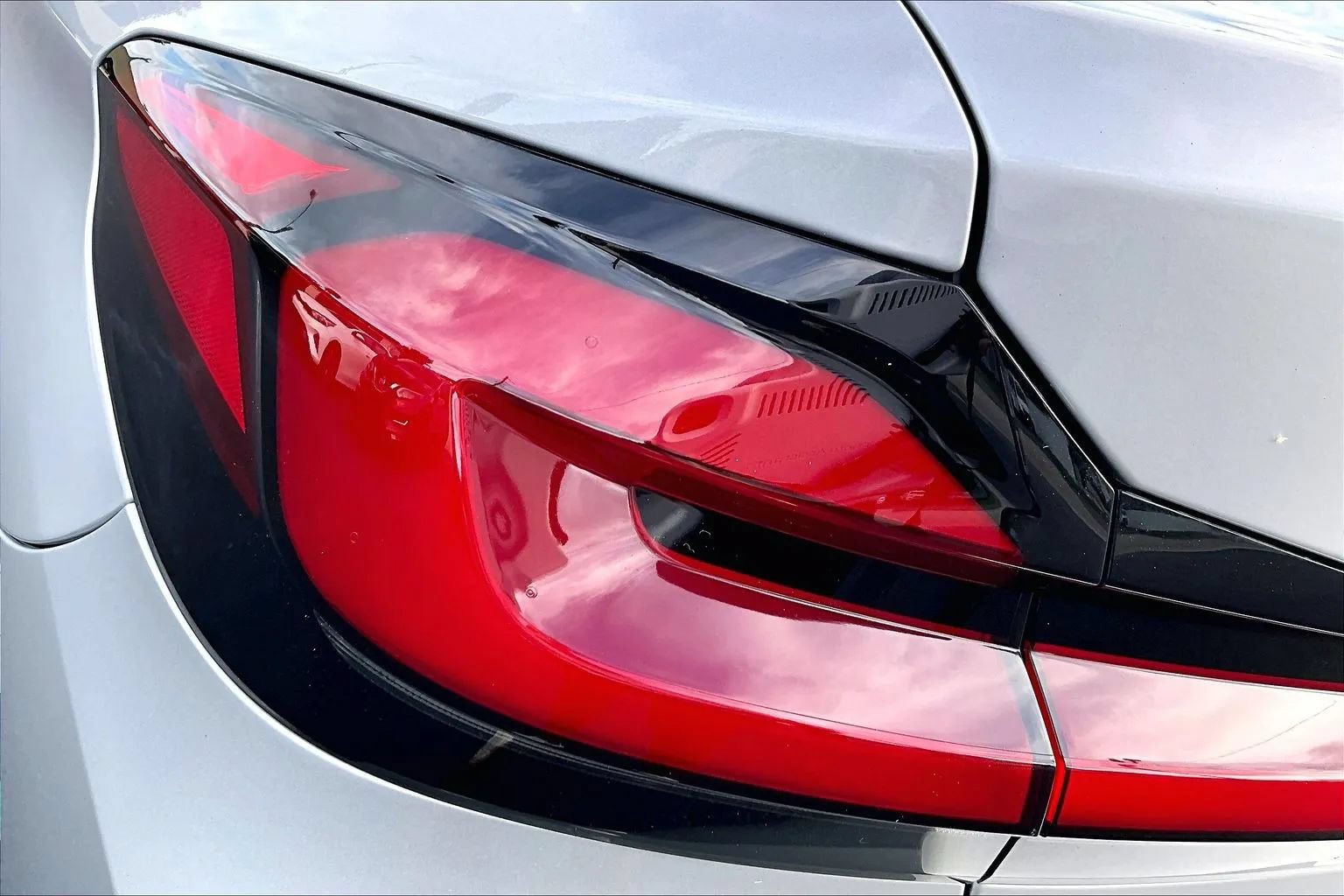 Used 2021 BMW 530i RWD image 31