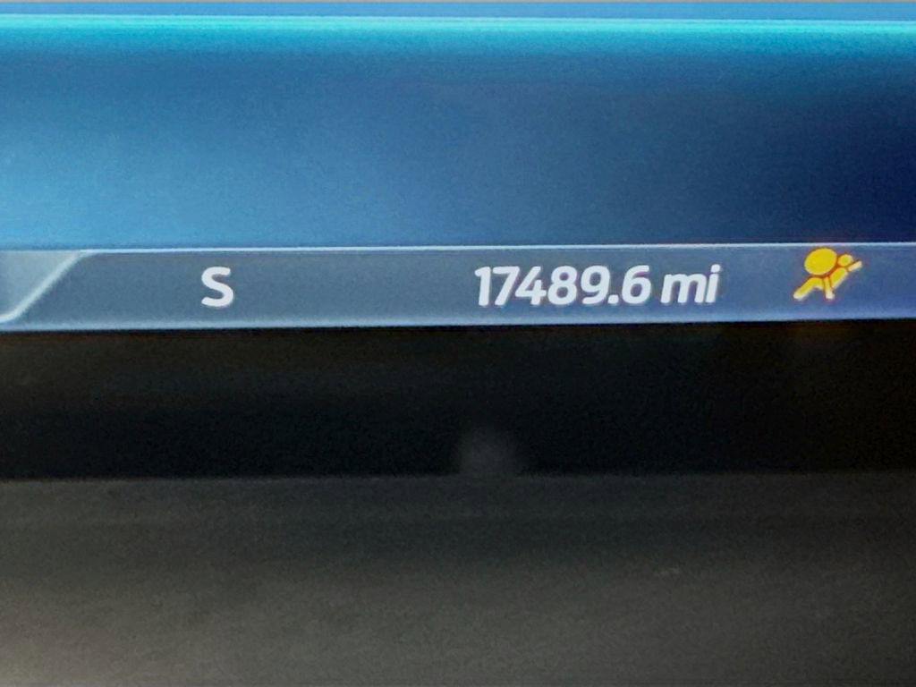 Used 2023 Ford F150 Lightning Lariat AWD/4WD image 4