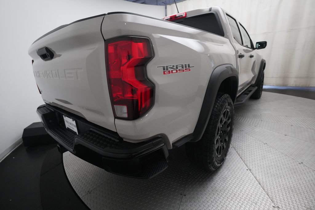 Used 2026 Chevrolet Colorado Trail Boss AWD/4WD image 8