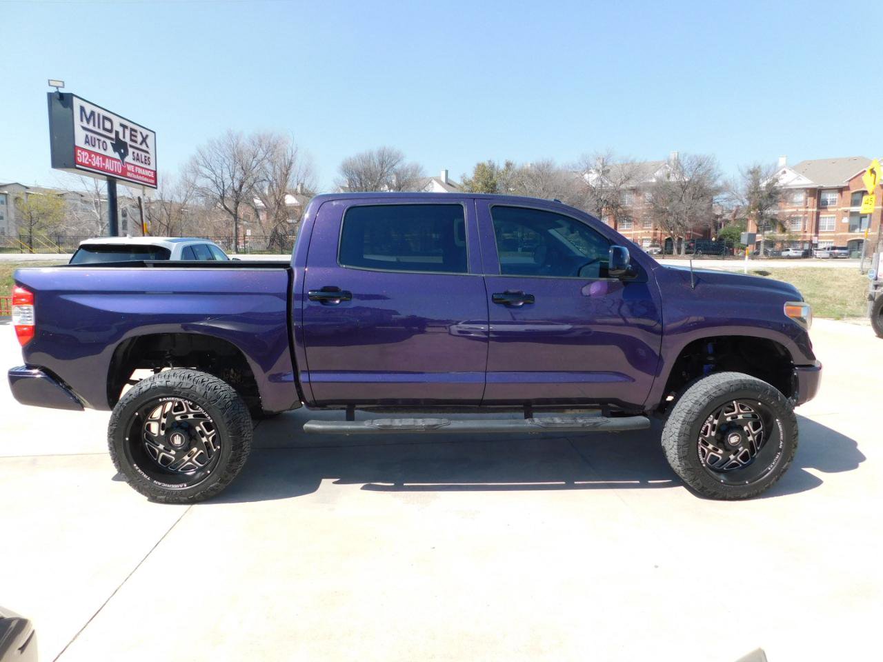 Used 2019 Toyota Tundra SR5 image 5