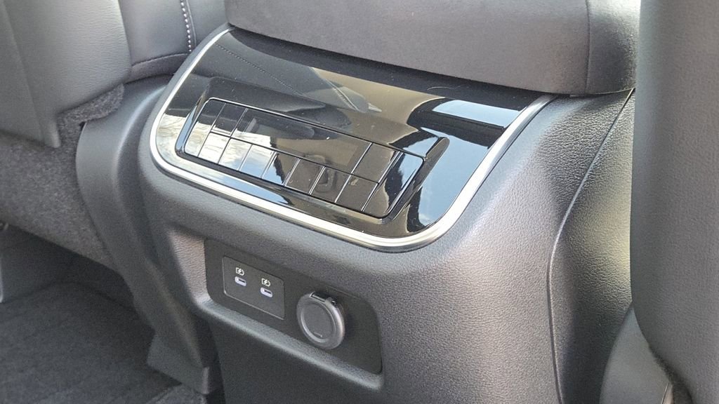 New 2026 INFINITI QX80 Luxe w/ Cargo Package image 12