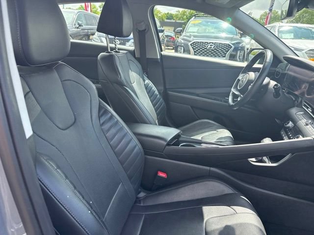 Used 2023 Hyundai Elantra Limited FWD image 20