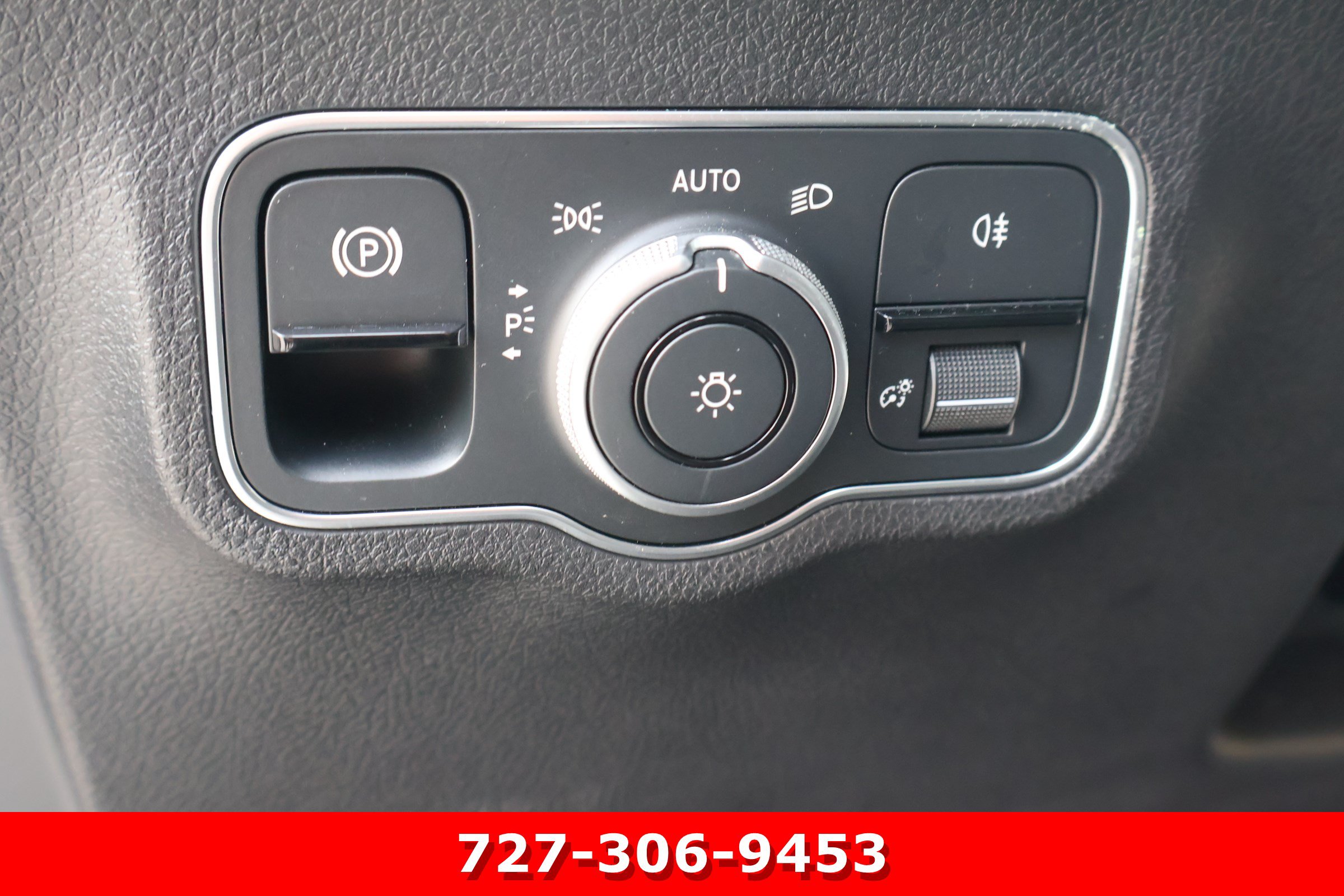 Certified 2023 Mercedes-Benz EQB 300 4MATIC image 23