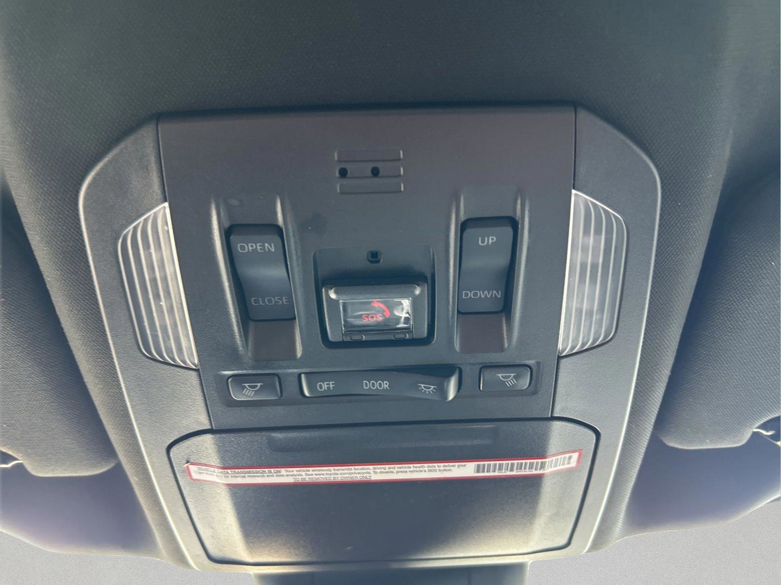 Used 2021 Toyota Highlander XSE FWD image 33