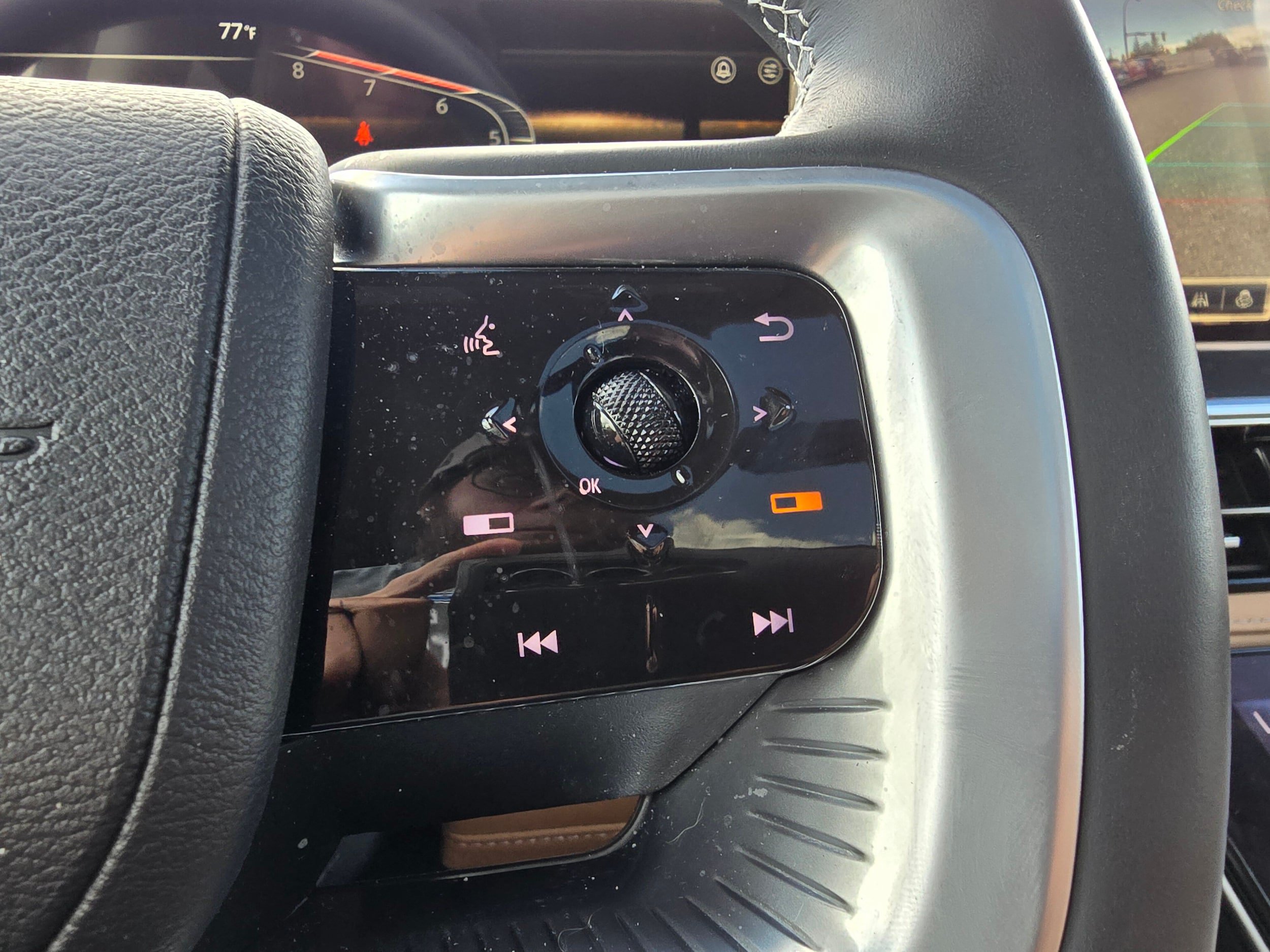 Used 2025 INFINITI QX80 Luxe AWD/4WD image 21
