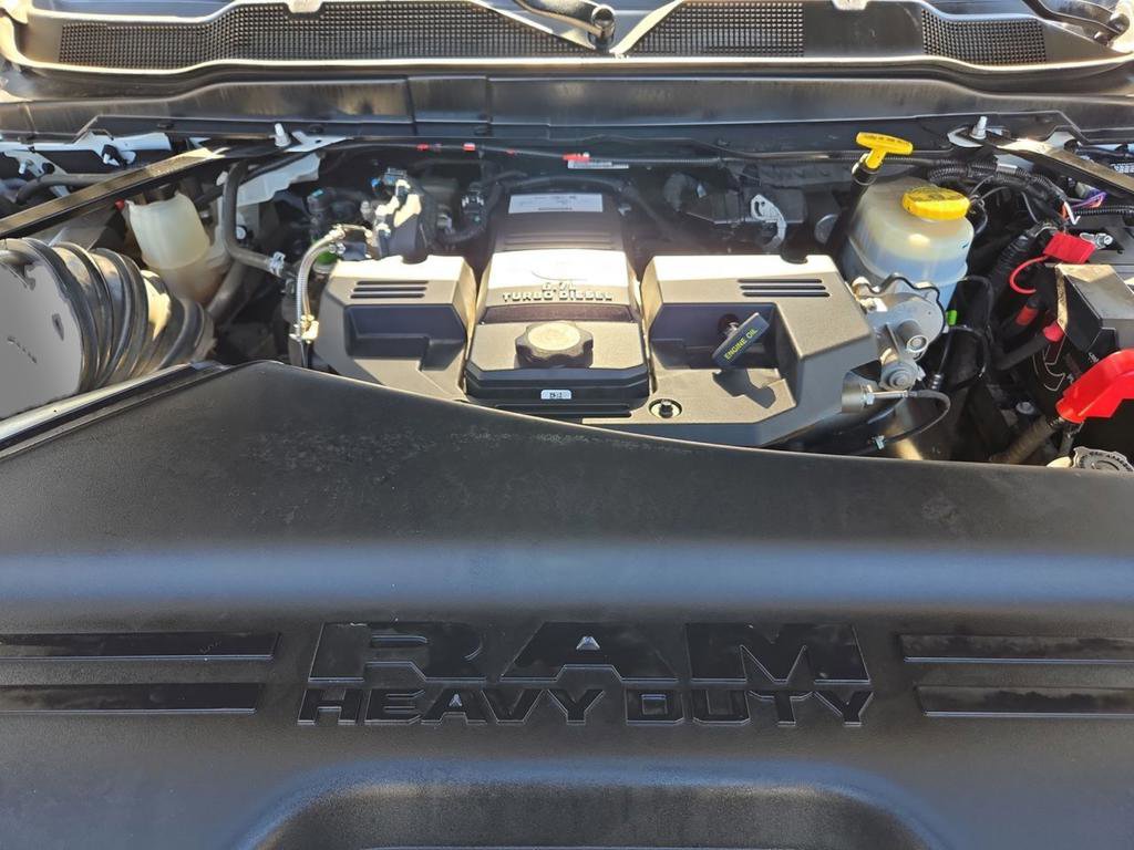 Used 2022 RAM 3500 Laramie image 33