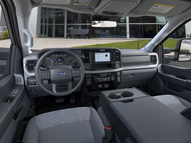 New 2026 Ford F250 XLT w/ FX4 Off-Road Package image 9