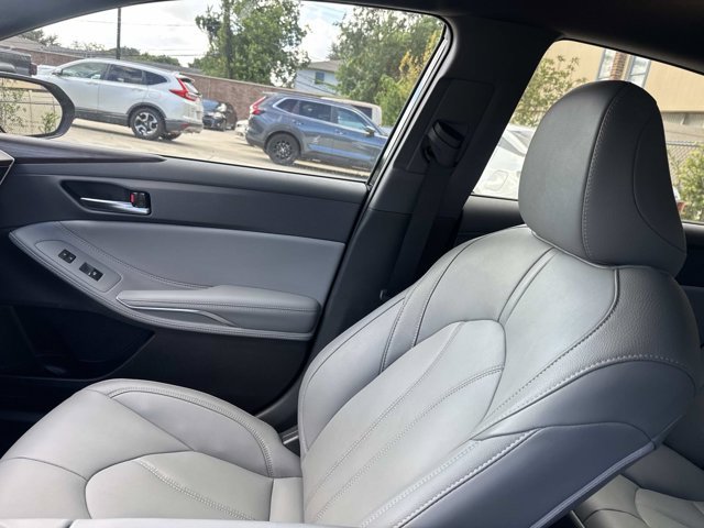 Used 2020 Toyota Avalon XLE FWD image 15