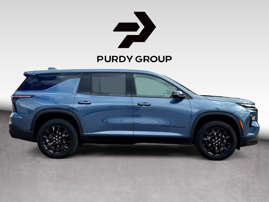 Used 2024 Chevrolet Traverse LS w/ Midnight/Sport Edition image 9