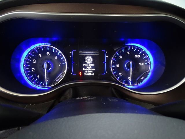 Used 2019 Chrysler Pacifica Touring-L image 15