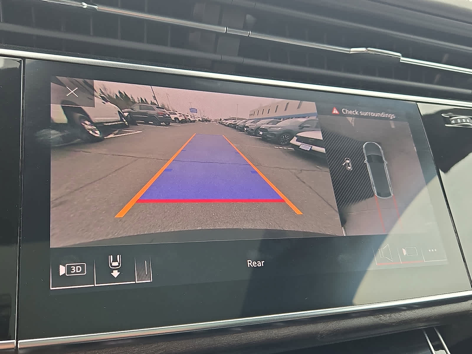 Used 2019 Audi Q8 Prestige image 20