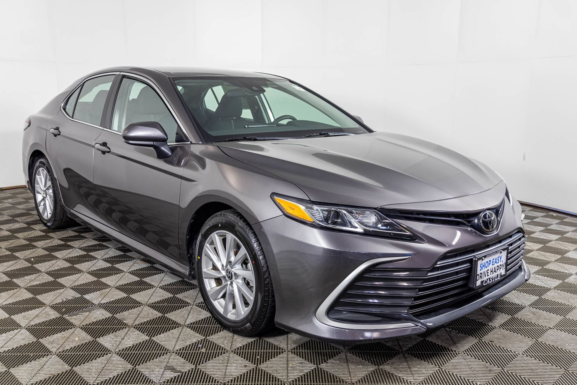 Used 2023 Toyota Camry LE FWD image 10