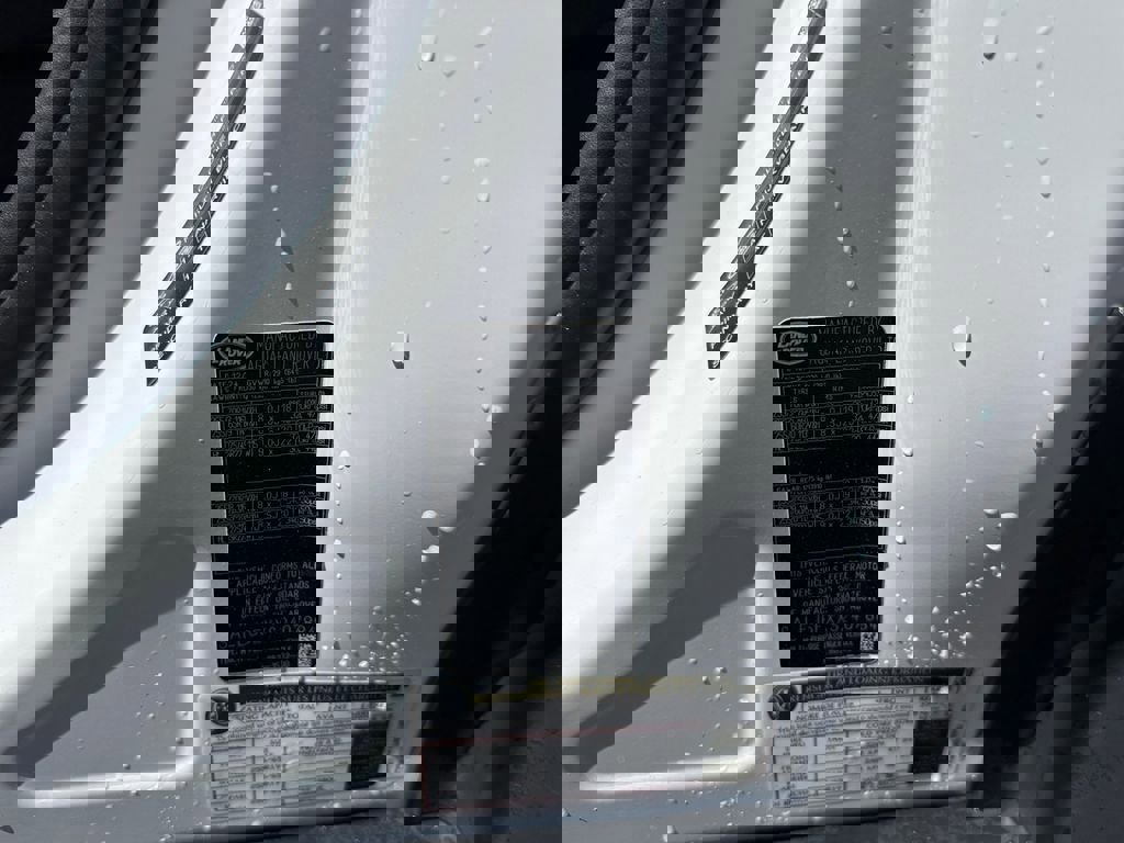 Used 2025 Land Rover Defender 90 S AWD/4WD image 20