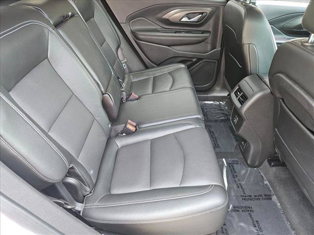 Used 2023 GMC Terrain SLT FWD image 29