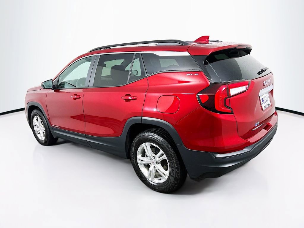 Certified 2022 GMC Terrain SLE w/ Driver Convenience Package image 5