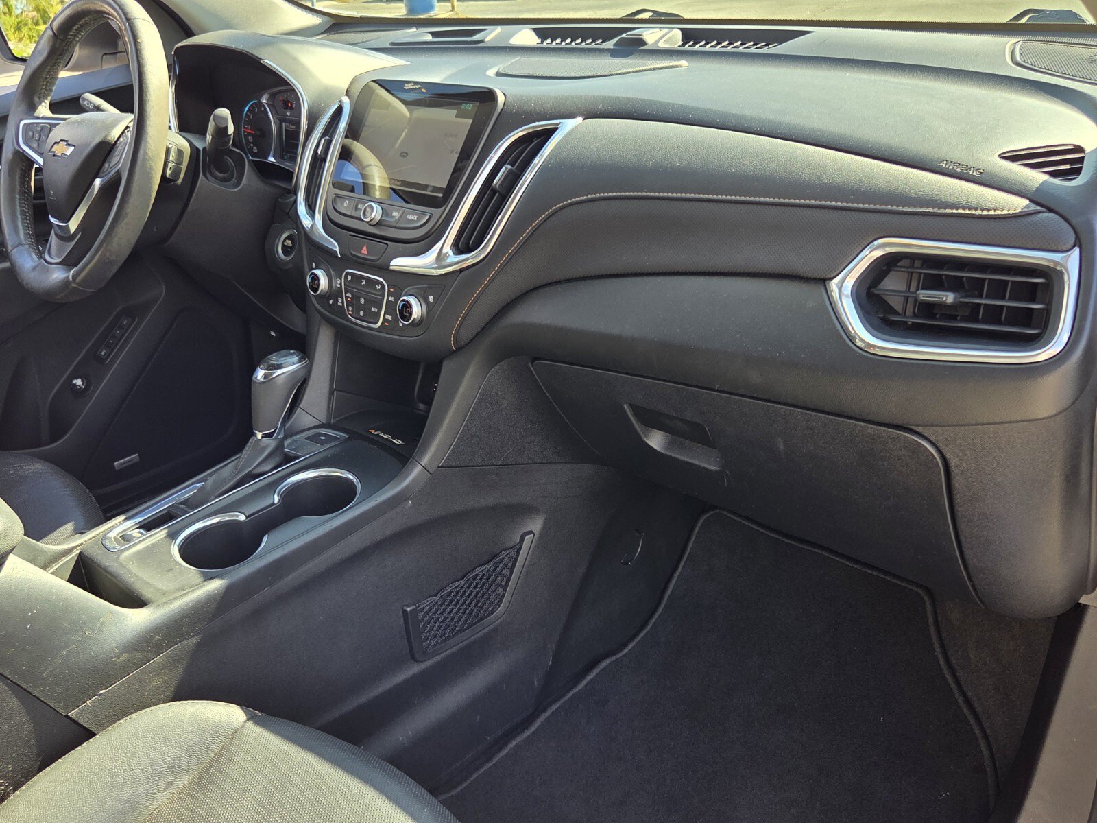 Certified 2018 Chevrolet Equinox Premier FWD image 17