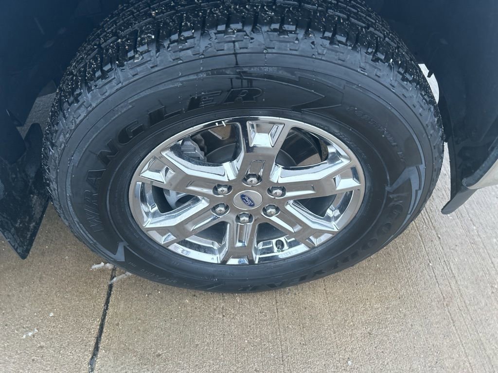 Used 2023 Ford F150 Lariat image 33