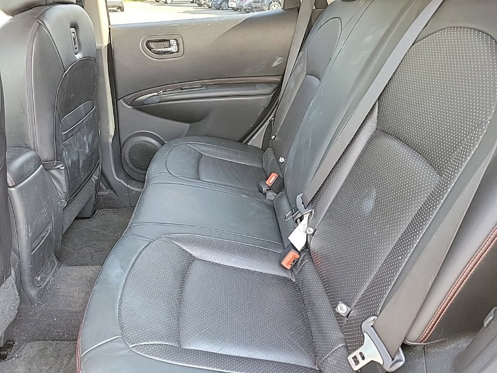 Used 2009 Nissan Rogue SL w/ Leather Pkg FWD image 9
