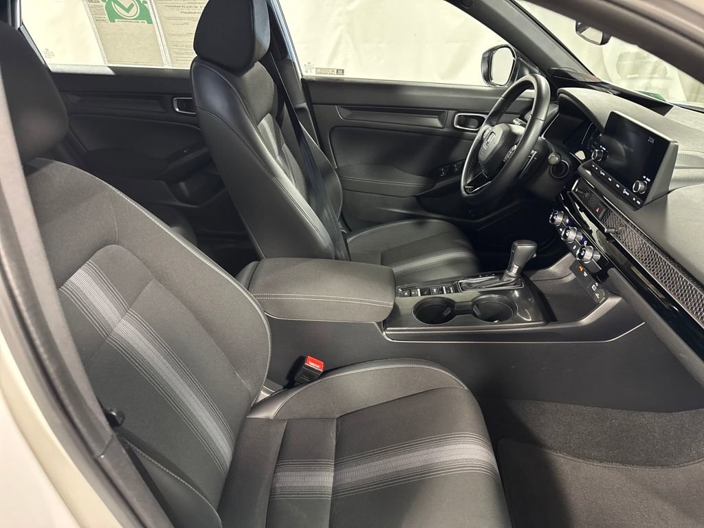 Used 2023 Honda Civic Sport image 27