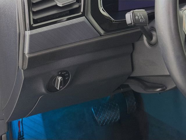 Used 2023 Volkswagen Jetta SE image 10