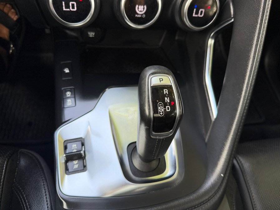 Used 2019 Jaguar E-PACE S AWD/4WD image 38