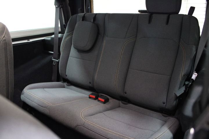 Used 2024 Jeep Wrangler Sport AWD/4WD image 19