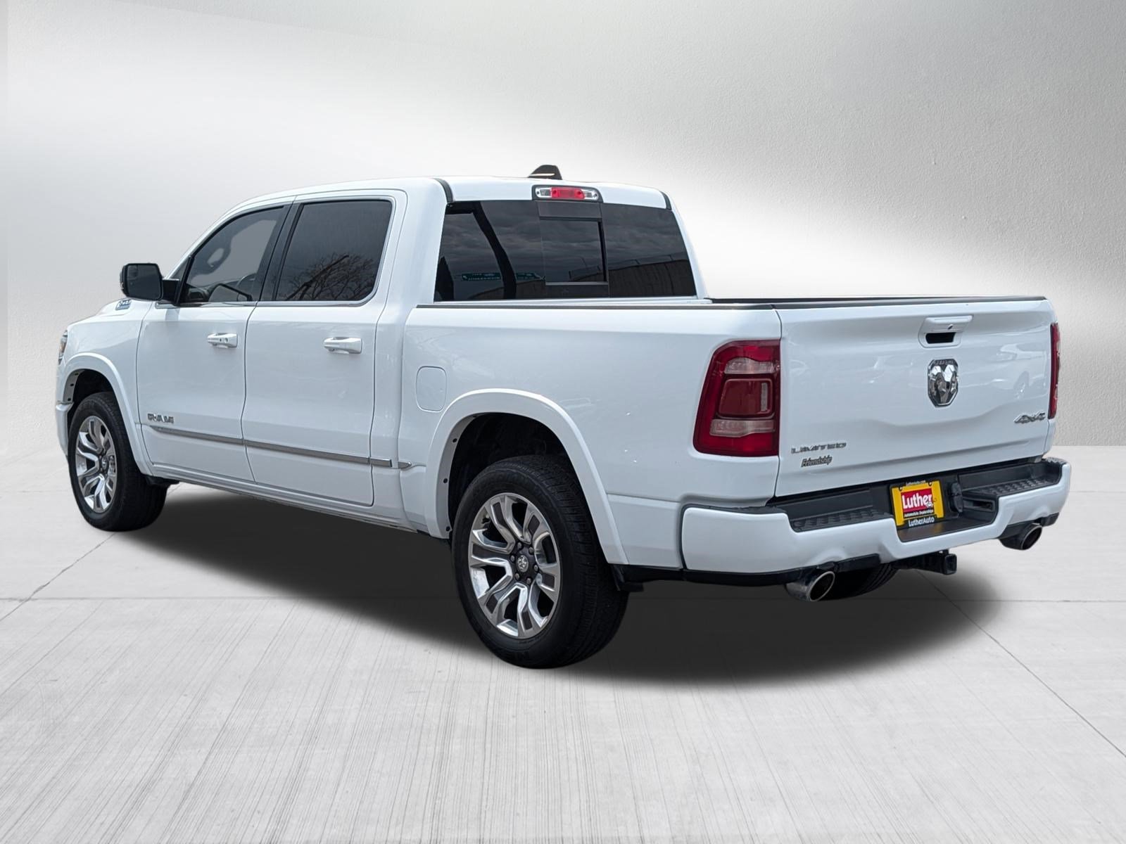 Used 2024 RAM 1500 Limited w/ Body Color Bumper Group AWD/4WD image 6