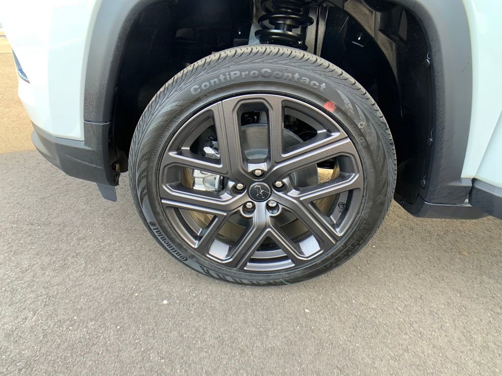 New 2026 Jeep Compass Limited image 28