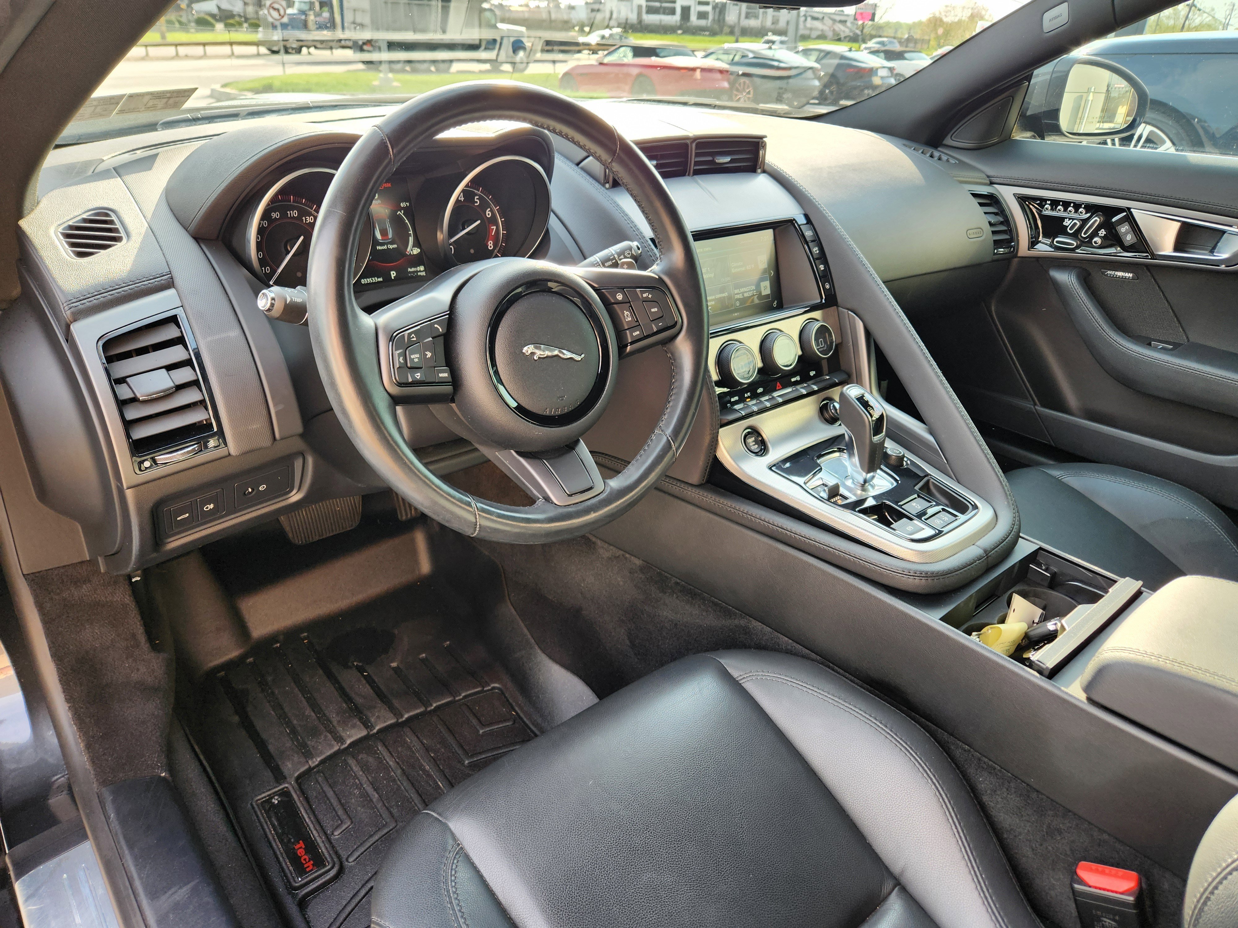 Used 2017 Jaguar F-TYPE Coupe image 15