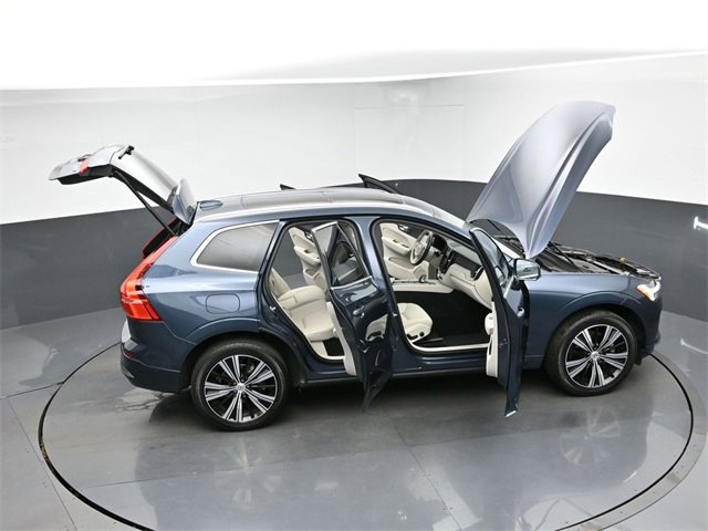 Used 2023 Volvo XC60 B5 Plus image 51