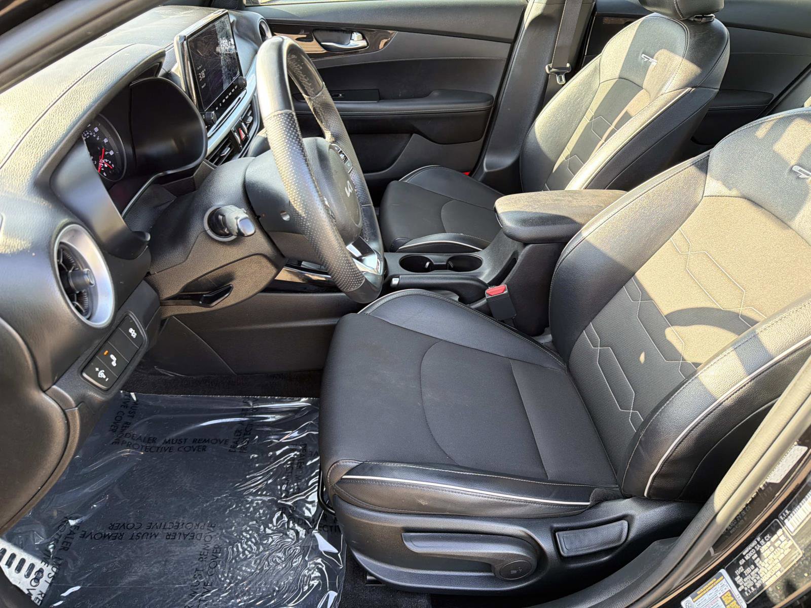 Used 2023 Kia Forte GT-Line image 17