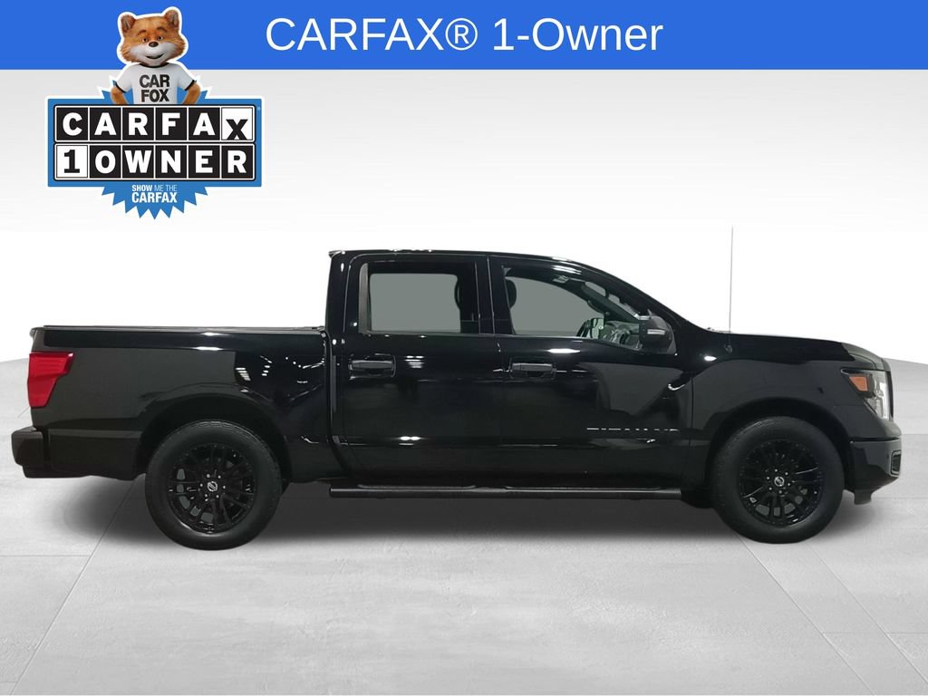 Used 2018 Nissan Titan SV w/ SV Convenience Package AWD/4WD image 2
